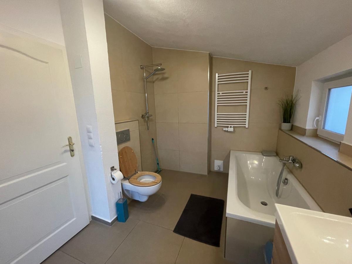 Homestay #7 Doppelzimmer Mit Gemeinschaftsbad *